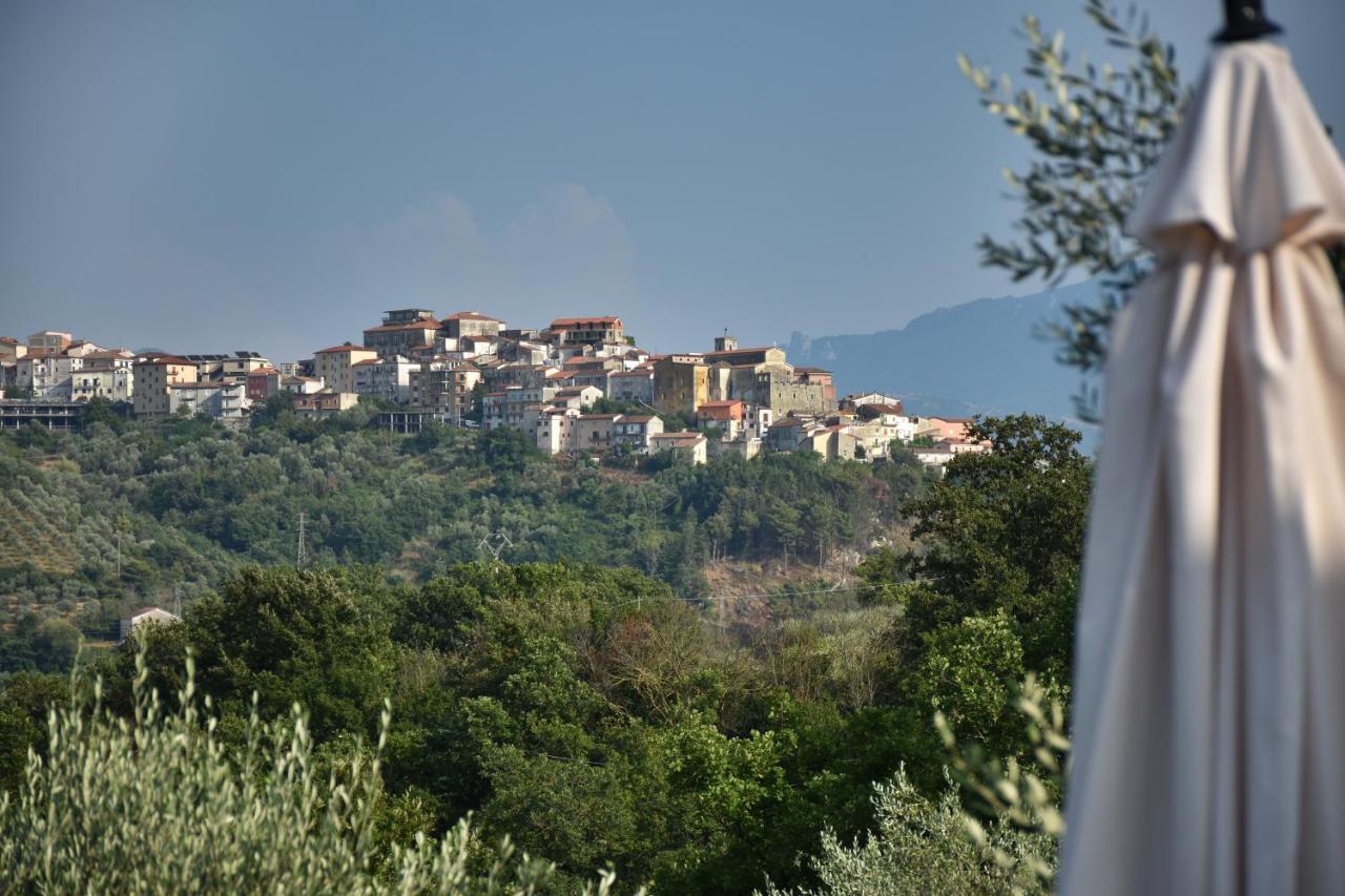 Agriturismo B&B Il Rifugio Di Nino Контурси Екстериор снимка